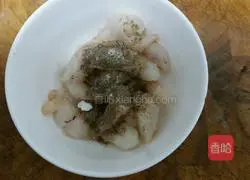 Pineapple Fried Rice Recipe Illustration 5