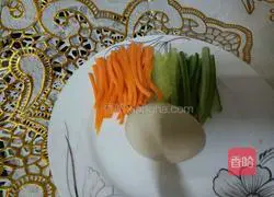 Illustration of how to make noodles with mushroom sauce 2