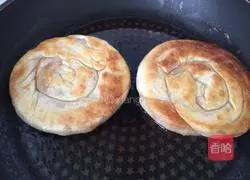 Illustration of how to make pepper-flavored peanut butter cake 9