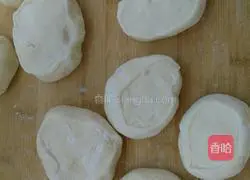 Illustration of how to make kidney bean buns 4