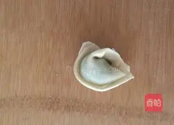 Illustration of how to make shepherd's purse wontons 10