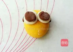 Illustration of how to make Minion Steamed Buns 15