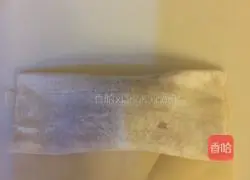 Illustration of how to make fresh meat and water chestnut dumplings 9