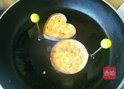 Illustration of how to make colorful pepper egg pancake 3