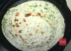How to make scallion pancakes 8