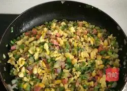 Vegetable and Egg Fried Rice Recipe Illustration 3