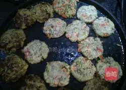 Illustration of Sophora Flower Whole Grain Pancakes 10