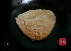 Illustration of how to make cabbage and pork patties 12