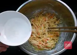 Potato Egg Pancake Recipe Illustration 6