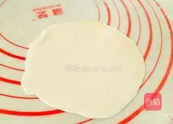 Illustration of how to make dumpling skin version of vegetable pancake 4