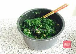 Illustration of how to make fennel buns 3