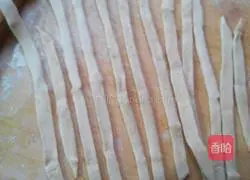 Illustration of how to make spiral noodle cake 6