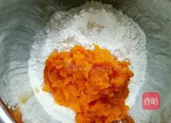 Illustration of how to make square melon buns 2