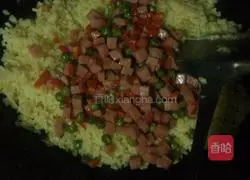 Illustration of how to make egg fried rice 6