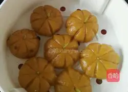 Illustration of how to make steamed pumpkin cake 7