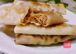 Illustration of how to make wonton skin pot stickers 9