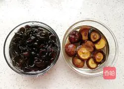 Illustration of how to make dumplings filled with beans, mushrooms and fungus stuffing 1