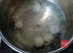 Illustration of how to make rice and black sesame dumplings 10