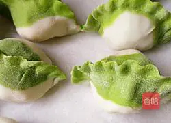 Illustration of how to make fancy dumplings 23 
