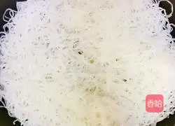 Home version of fried rice noodles recipe illustration 3