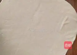 Illustration of how to make scallion pancakes 4