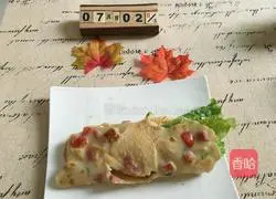 Illustration of how to make cherry tomatoes, eggs, ham, sausage, lettuce wraps 11