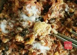 Illustration of how to make meat buns 10