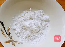 Illustration of how to make water steamed buns 1