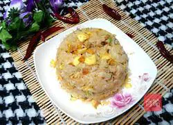 Illustration of how to make salted duck egg fried rice 7