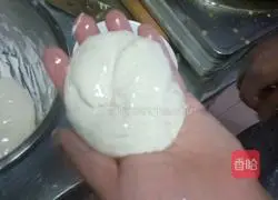 Illustration of making dough sugar cakes 18