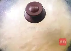 Illustration of how to make sausage and egg pancakes 10