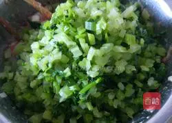 How to make pork and celery pie Illustration 10