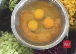 Colored Egg Fried Rice Recipe Illustration 2