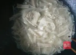 How to make wonton wrappers in sour soup Illustration 6