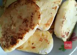 Illustration of how to make barbecue-flavored fried steamed buns 7