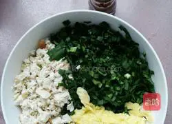 Illustration of how to make leek, tofu and egg buns 2