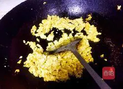 Illustration of how to make vegetarian dumplings 3