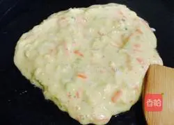 Illustration of how to make egg pancakes with baby cabbage, carrots and shreds 4