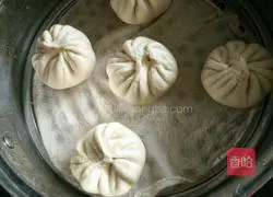 Illustration of how to make meat buns 11
