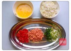 Illustration of how to make fried rice cakes 1