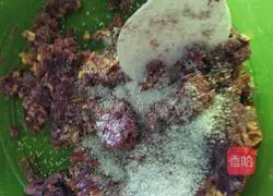 Purple Illustration of how to make potato flower steamed buns 3