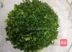 Illustration of how to make crispy and delicious spinach pancakes 2