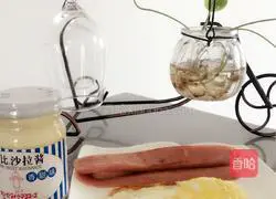 Illustration of how to make a sandwich 3