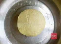 Illustration of how to make cornmeal cakes 6