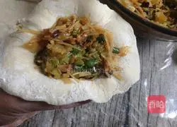 Illustration of how to make vegetarian buns 15