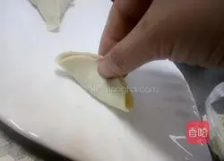 Illustration of how to make fancy dumplings 6