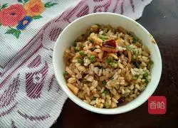 Illustration of how to make squid fried rice 5