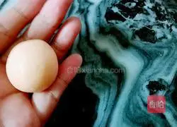 Illustration of making homemade carrot flavored glutinous rice balls 12