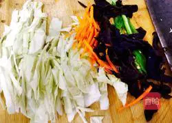 Illustration of how to make fish-flavored fried cakes 2