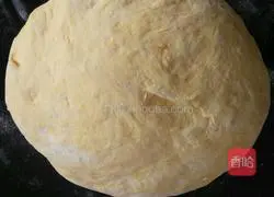 Illustration of how to make bean paste pumpkin cake 6